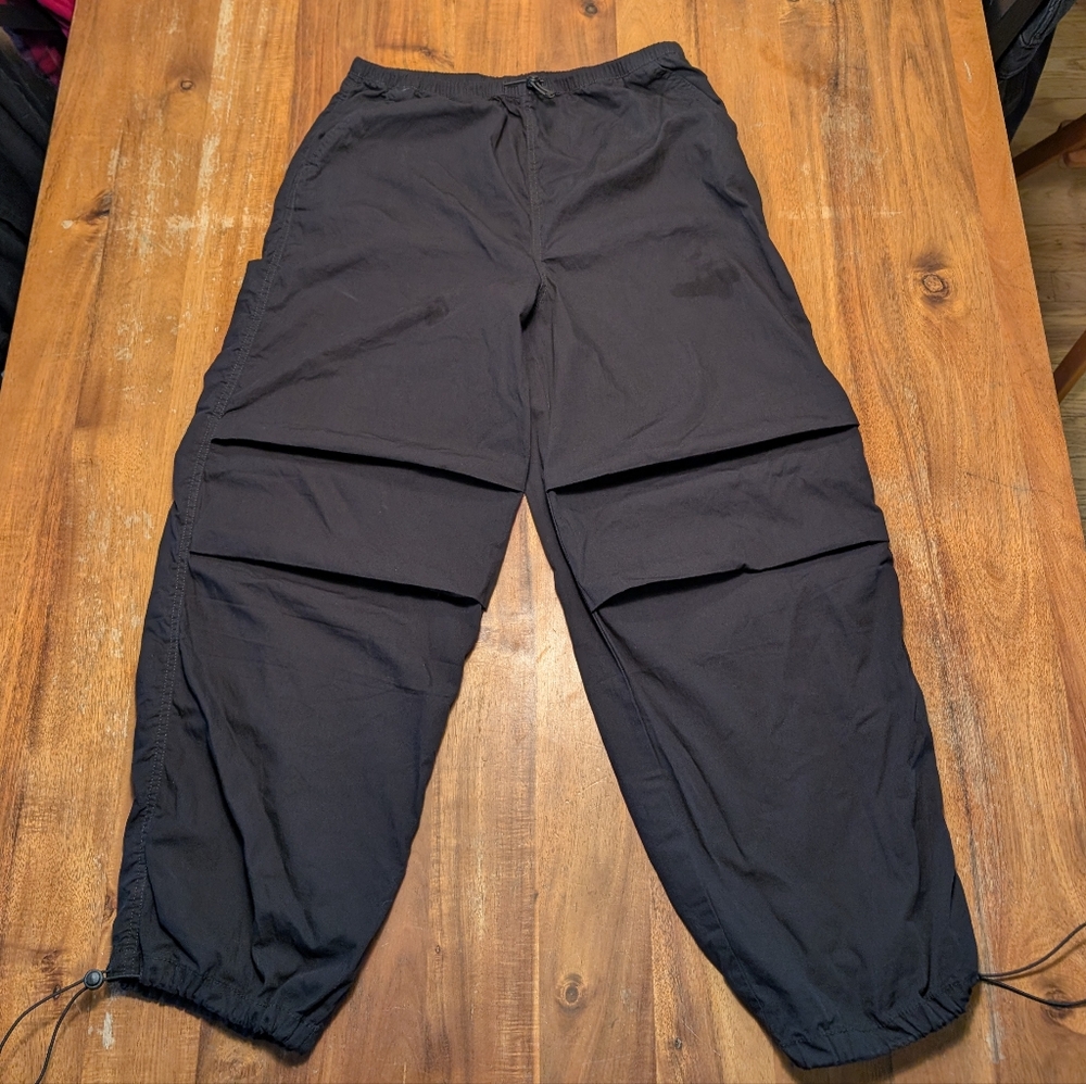 H&M women's black parachute pants